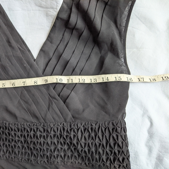 Like new Banana Republic blouse size S - Picture 7 of 9